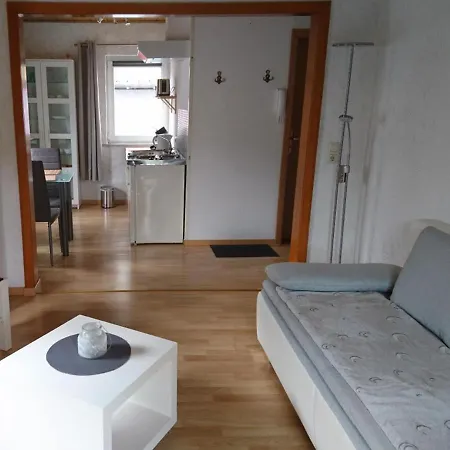 Ferienwohnung Am Ulmener Maar Apartment *